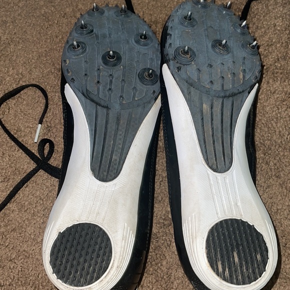 mens soccer shoes - Picture 2 of 4